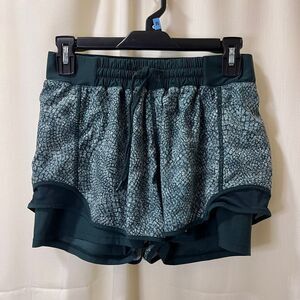 MPG Athletic Running Shorts Snake Print Pattern Workout Gym Activewear Medium